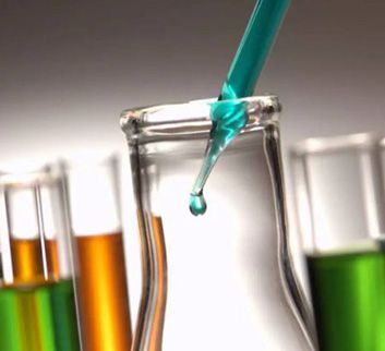 Fluorinating agent for fine chemicals, liquid crystal materials and high-end pharmaceutical industry production